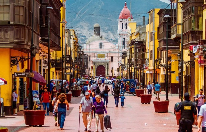 Downtown sikt stadens catedral largest ciudad peruvian attractions